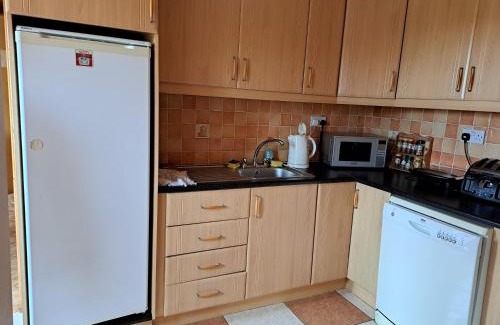 Kilmovee House | Spacious 6-Bed House 10 minutes from Knock Airport