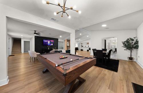 North San Antonio - SAT House | Spacious 6 Bed House Pet Friendly AFB