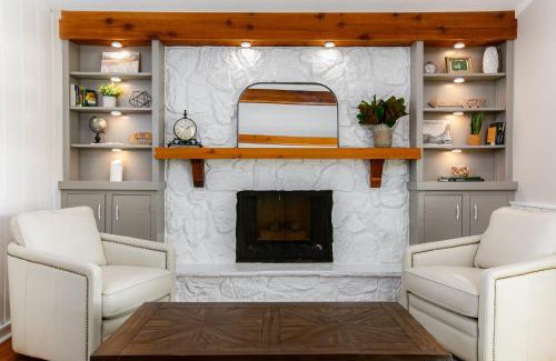 Granger House | Spacious 6-Bed Luxury Home Near Notre Dame