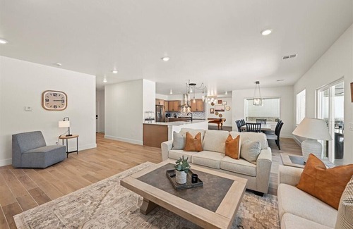Choctaw House | Spacious 6-bedroom house on 40 acres in charming Oklahoma City