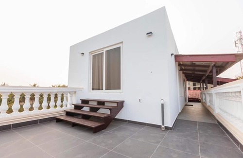 Victoria Borg House | Spacious 6-bedroom Beach house with pool at unique location