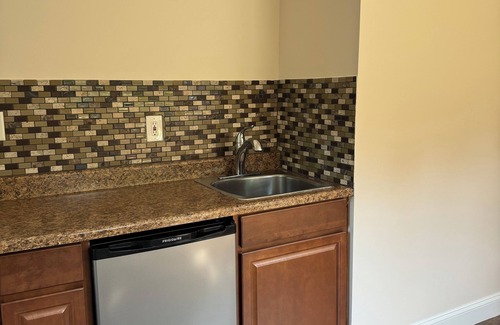 Dix Hills House | Spacious 6-bedroom house centrally located with pool in charming Dix Hills.