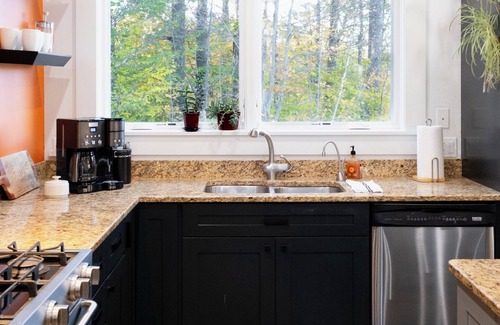 Johnson House | Spacious 6-bedroom house centrally located to Stowe, Smuggler's Notch & Jay Peak