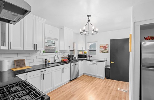 Lansing House | Spacious 6-bedroom house in charming Lansing with WiFi, AC