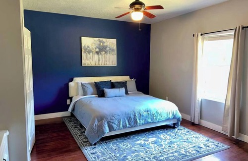 Conroe Apartment | Spacious 6-bedroom house in charming Conroe on a stocked pond