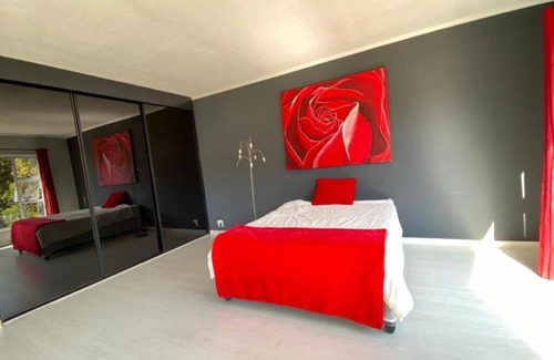 Durban North House | Spacious 6-bedroom house with AC, fitness room and WiFi in gorgeous Durban North