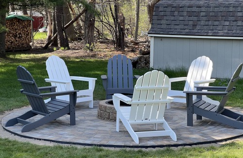 Harbor Springs House | Spacious 6 BR Harbor Springs home- walk to town, short drive to beaches/slopes!