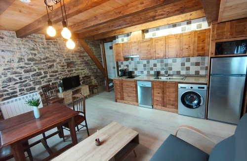 Senegue Apartment | Spacious 6-person apartment in village house close to skiing and hiking
