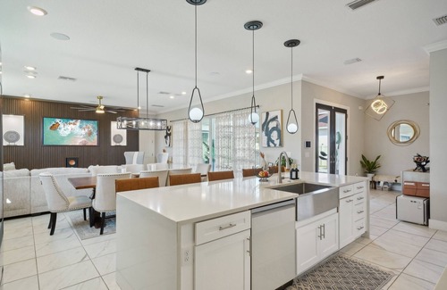 Wesley Chapel House | Spacious 7-bedroom Luxury Home with Pool, EV Charge