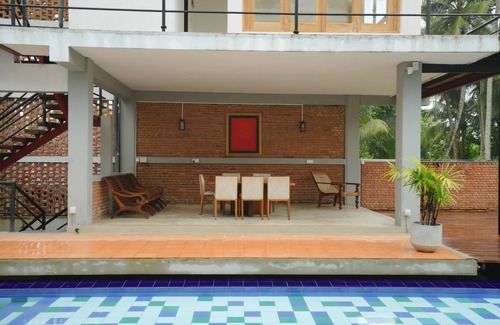 Kathaluwa Villa | Spacious 7-bedroom cozy villa in delightful Koggala with AC, WiFi