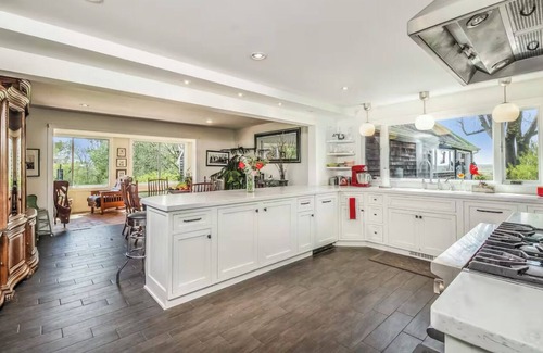 Stonington House | Spacious 7-bedroom house Stonington with amazing views.