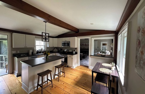 Lebanon Springs House | Spacious 7 bedroom house, Near jiminy Peak in Hancock ma , In the Berkshires