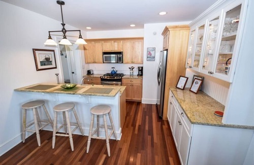 Cape May House | Spacious 8-Bedroom House with Ocean Views & Pool