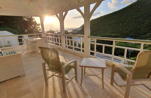 Almond Grove House | Spacious accommodation