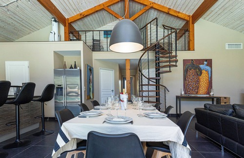 Moliets-et-Maa Villa | Spacious air-conditioned villa with heated pool, 900m ocean on a golf course with hotel services