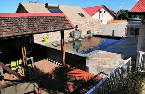 Trois Mares Apartment | Spacious Air-conditioned Furnished with Pool classified 3 *