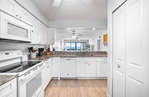 Cocoa Beach Condo | Spacious and Beautiful Direct Ocean Front Condo w/Heated Pool and Hot Tub!