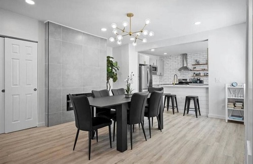 East Allegheny House | Spacious and Beautiful 4BD/3.5BR