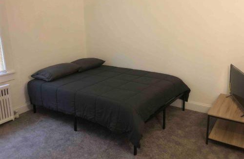 Paterson Apartment | Spacious and bright 2 bedroom apartment with 1 bathroom and private street entrance