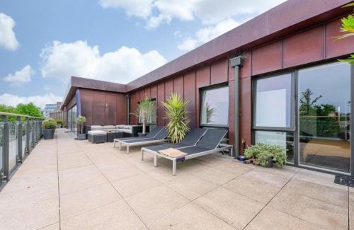 Maida Vale Apartment | Spacious and Bright 4 Bedroom Flat