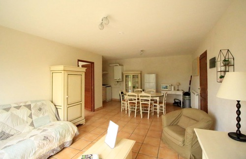 Le Buisson-de-Cadouin House | Spacious and bright gite for 4/6 people in a quiet location near Sarlat
