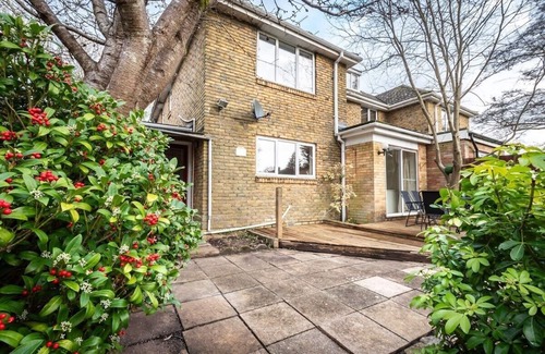 Chandler's Ford House | Spacious and Comfortable Home