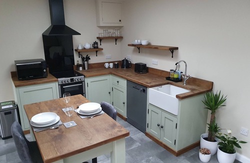Pitlochry Cottage | Spacious and Charming Retreat in Pitlochry!