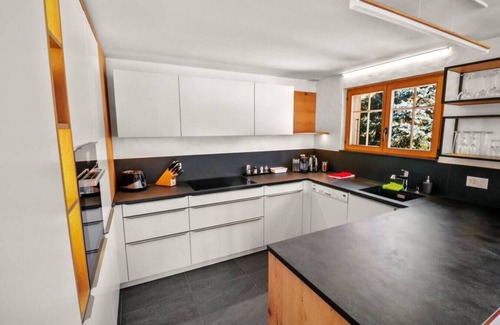 Chateau-d'Oex Apartment | Spacious and comfortable accommodation
