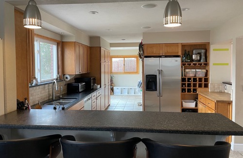 South Boulder House | Spacious and Comfy w Hot Tub & Home Theater