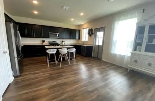 San Antonio House | Spacious and Cozy House for Rent