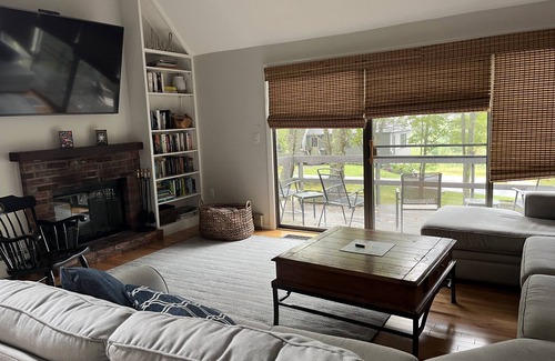 West Hartford House | Spacious and cozy single family house next to Quechee ski hill