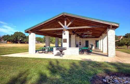 Brushy Creek House | Spacious and family friendly 15 mins to Domain or Kalahari