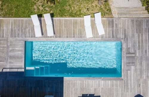 Marine de Saint Ambroggio Villa | SPACIOUS AND LUMINOUS CONTEMPORARY VILLA WITH SWIMMING POOL!