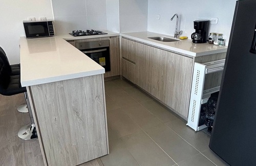 Manizales House | Spacious and Luxurious -Stratum 6