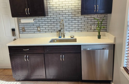 Worcester House | Spacious and luxurious 3-bedroom home w/jetted bathtub
