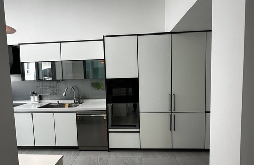 Seongsan House | Spacious and Luxurious Home near Seongsan Ilchulbong/Aquaplanet/Udo