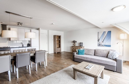 Merenwijk Apartment | Spacious and luxurious apartment - Kaag Resort (31)