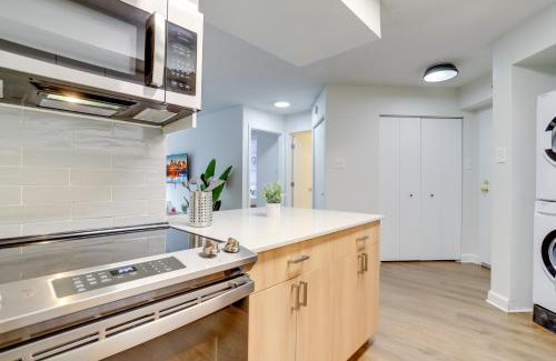 Pentagon City Apartment | Spacious and Minimalist Apartment w Awesome Facilities