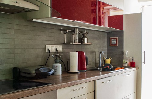 Agia Paraskevi Apartment | Spacious and Modern Apt in the Suburbs of Athens