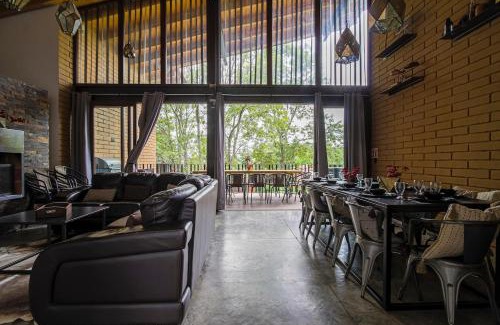 Tapalpa House | Spacious and Modern Cabin in Tapalpa, 5 Bedrooms