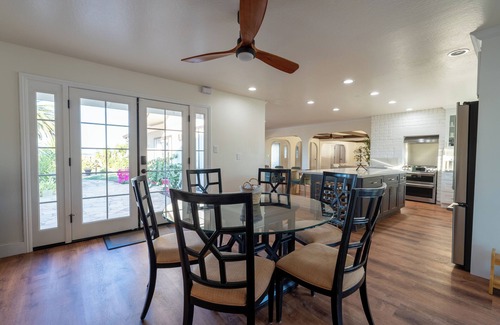 Byron House | SPACIOUS AND PRIVATE 2-ACRE ESTATE SET AMONG AN OLIVE ORCHARD