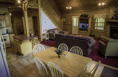 Helmsburg Cabin | Spacious and Secluded Cabin with Outdoor Hot tub!