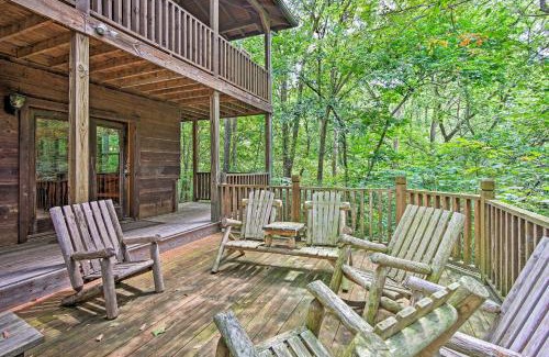 Maysville House | Spacious and Secluded Cabin 25 Mi to Bentonville!