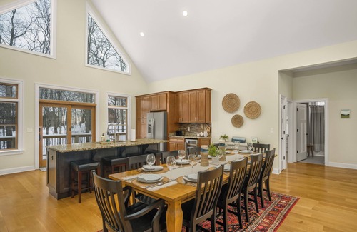 Treeloft House | Spacious and Updated Home in Wintergreen