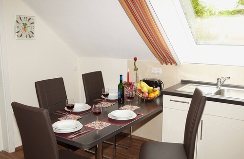 Jever Apartment | Spacious and very high quality apartment in Jever, 4 * DTV certified