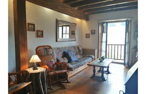 Taull Apartment | Spacious apartment with garden Cosmos 1