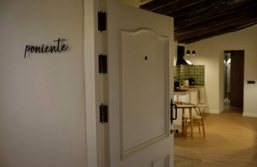 Medina-Sidonia Apartment | Spacious apartment with terrace and bay views