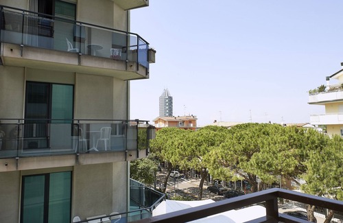 Lido di Jesolo Apartment | Spacious apartment 30 meters from the sea (via Bafile) and near Piazza Mazzini
