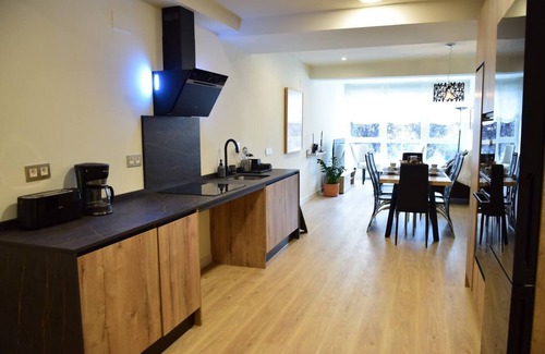 Gijon-Este Apartment | Spacious apartment 9 min from the beach