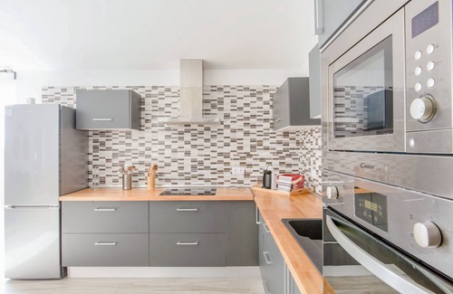 Corralejo Apartment | Spacious Apartment “Ático deluxe Corralejo centro” Close to the Beach with Sea View